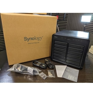 เซิร์ฟเวอร์ NAS รุ่น DiskStation DS3622xs+ แบบ 12 ช่องใส่ฮาร์ดดิสก์ ใช้ซีพียู Xeon 2.2GHz แรม 48GB ฮาร์ดดิสก์ 240TB สำหรับจัดเก็บข้อมูลแบบเน็ตเวิร์ก - Product Image 1
