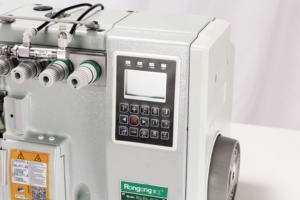 Machine à coudre surjeteuse automatique à enfilage arrière de haute qualité RONMACK R8-4UTQC-BK pour le tricotage de vêtements - Product Image 4