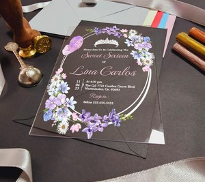 Invitación de Quinceañera XV de Lujo en Acrílico Transparente con Detalles en Dorado y Gris Oscuro, Rosas Púrpuras y Sello de Cera con Impresión Personalizada - Product Image 2