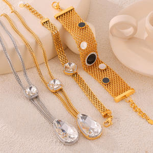 Conjunto de Collar y Pulsera de Acero Inoxidable con Incrustaciones de Circonita, Estilo Europeo Americano, Chapado en Plata/Oro HWASAN, Geométrico - Product Image 1