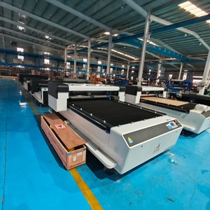 Máquina de Corte Láser CO2 con Área de Trabajo de 1300*2500 mm, 100w 130w 150w 300w, Grabado Láser en Acrílico, Madera y MDF en Venta - Product Image 5