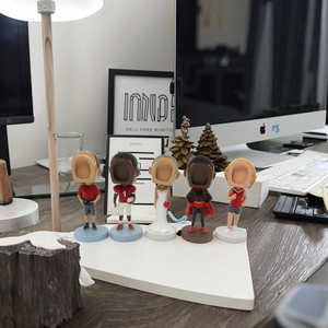 Cadre photo <span class=keywords><strong>de</strong></span> table personnalisé pour bureau <span class=keywords><strong>de</strong></span> poupée Bobblehead en résine <span class=keywords><strong>Figurine</strong></span> <span class=keywords><strong>de</strong></span> <span class=keywords><strong>sport</strong></span> souvenir pour tableau <span class=keywords><strong>de</strong></span> bord <span class=keywords><strong>de</strong></span> <span class=keywords><strong>voiture</strong></span> - Product Image 2