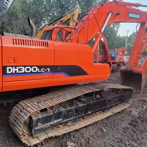 รถขุด DOOSAN DH300lc-7 ปี 2021 น้ำหนักใช้งาน 29.6 ตัน ความจุบุ้งกี๋ 1.27 ลูกบาศก์เมตร เครื่องยนต์ Yanmar 147 กิโลวัตต์ พร้อมส่วนประกอบหลัก - Product Image 2