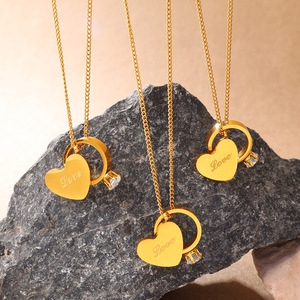 Collana Trendy con Ciondolo a Cuore e Anello Stratificato in Acciaio Inossidabile 316L Placcato Oro 18K, Gioiello Impermeabile da Donna - Product Image 3
