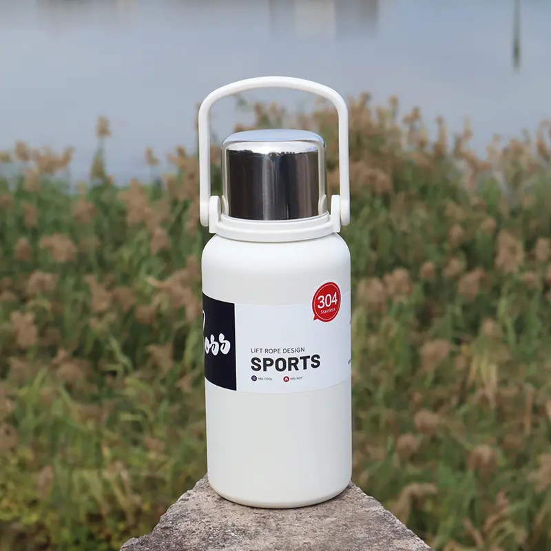 Portable 900ml personalizado esportes água garrafa com alça vácuo isolado viagem Thermos