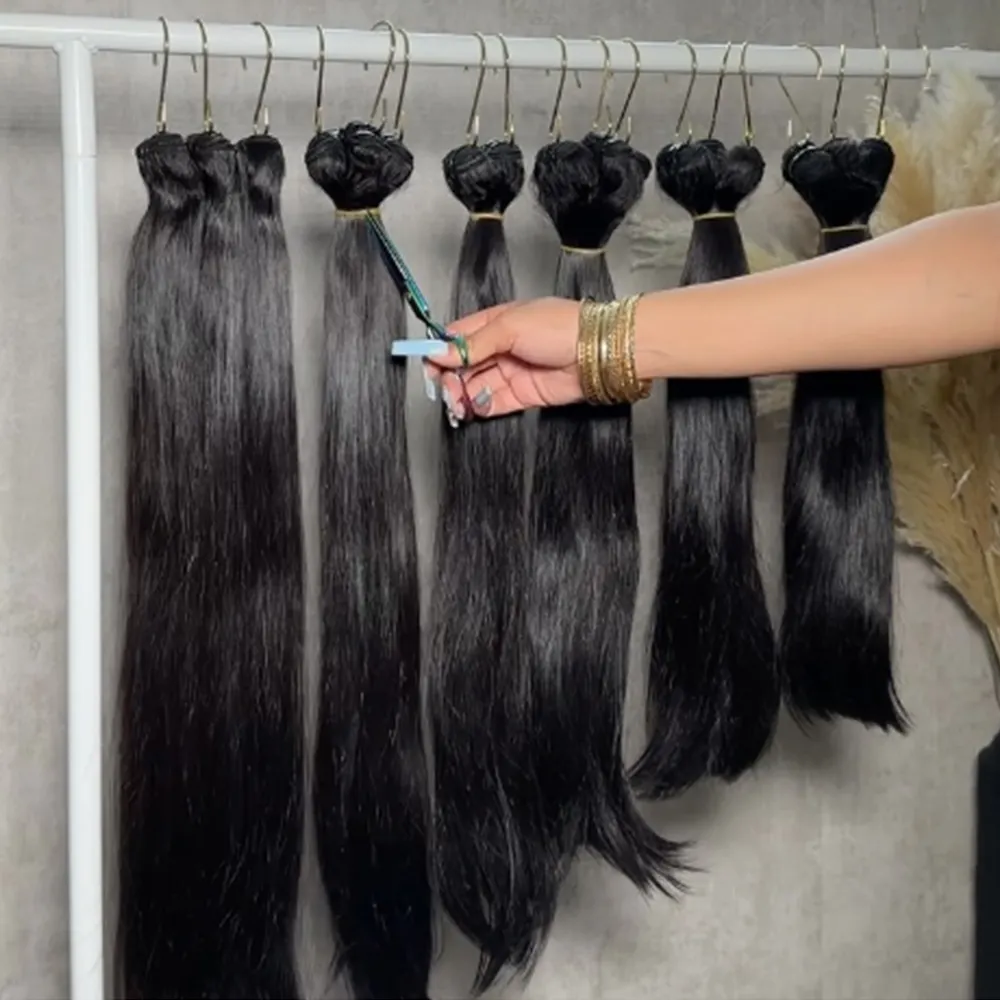 A cutícula virgem do cabelo humano alinhou o cabelo, feixes os fornecedores crus do cabelo cambojano cru brasileiro não processado pacote do cabelo, vison