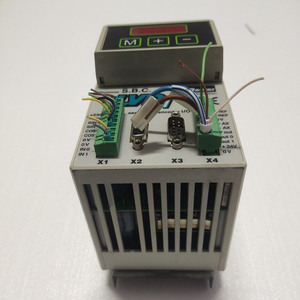 SLVD1 SL10090109 Drive Used in Good Condition SLVD1 SL10090109 SLVD1 SL10090109 Drive Used in Good Condition SLVD1 SL10090 - Product Image 2