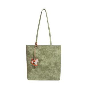 Sac à main classique simple uni, tendance, pour femmes, nouvelle grande capacité, élément cheval de poupée, motif tissé, fermeture à glissière, tout en cuir - Product Image 6