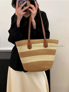 Factory Cheap Price <b>Zip</b> Closure Women's Beach Vacation Fashion Straw Pillow Shape <b>Tote</b> Bag High Quality Waterproof Tanjing - Product Image 3