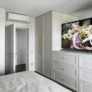 Meubles de chambre à coucher en bois massif, armoire intégrée et unité murale TV, système d'armoire, grand rangement pour appartement, armoire - Product Image 4