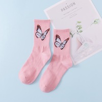 Chaussettes en coton de luxe pour femmes, nouveau motif papillon, respirantes, mi-tube, printemps, tendance, tricotées, écologiques, pour un usage quotidien, vente en gros