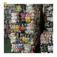 BHs und Höschen Branded Sneaker Bales Koreanisches Sweatshirt Gebrauchte Ballen Second Hand Kleidung Original für Männer Clean / 90% 450kg
