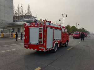 Véhicule d'intervention 4x2, camion de pompiers, camion de sauvetage, à vendre - Product Image 5