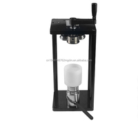 Machine manuelle de cachetage de boîte d'animal familier de nouvelle conception 200ml à 650ml scellant d'emballage de tasse de boisson à la maison et commerciale