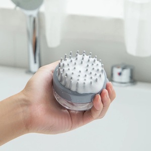 Cepillo de Silicona Multifunción con Dispensador de Champú, Cepillo de Baño para el Hogar y Viajes, Kit de Baño para Bebés y Mascotas, Botella de Aceite para el Cabello con Peine - Product Image 2