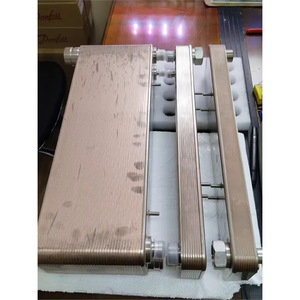 เครื่องแลกเปลี่ยนความร้อนแบบแผ่นเชื่อมติดกัน รุ่น F85H 16/1P ระบายความร้อนด้วยน้ำแรงดันสูง สำหรับชุดปั๊มความร้อน - Product Image 2