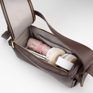 Sac à main de luxe pour femme, à une épaule, en PU avec fermeture éclair, doublure en polyester, style tendance - Product Image 1