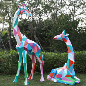Send Pictures to Customize Solar Energy Outdoor Resin Statues Animal <strong>Giraffe</strong> 1.9M 2.5M <strong>Large</strong> Size Fiberglass <strong>Giraffe</strong> - Product Image 3