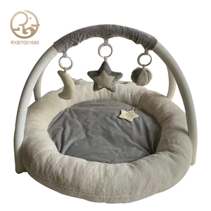 Activité enfant fourni en usine Gym coton doux animaux hochet <span class=keywords><strong>sol</strong></span> lavable pas cher bébé <span class=keywords><strong>tapis</strong></span> <span class=keywords><strong>de</strong></span> jeu éducatif et musical - Product Image 1