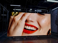 Écran LED géant d'intérieur P0.9 P1.2 P1.5 P1.8, affichage MicroLED, mur vidéo LED intérieur pour cinéma maison, médias sociaux, TV, événements en direct