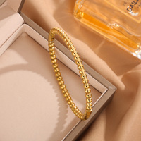 Nouveau bracelet tendance en acier inoxydable à perles rondes pour femme, simple et polyvalent, plaqué or 18 carats, avec fermoir en O empilable