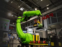 Robot collaboratif de palettisation FANUC CR-35iB, charge utile de 35 kg, sûr et flexible avec ventouse CNGBS pour la manutention des matériaux