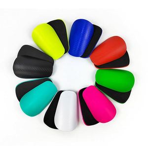 Protectores de Piernas con Diseño de Logotipo Personalizado, Espinilleras de Fútbol Mini Sublimables, Espinilleras de Fútbol Mini - Product Image 1
