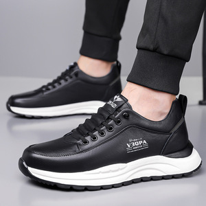 รองเท้าผ้าใบสีขาว XINTAIZI สำหรับผู้ชาย รองเท้าลำลองหนัง พื้นรองเท้า EVA กันลื่น พื้นรองเท้าด้านนอกทำจากยาง เหมาะสำหรับเดิน - Product Image 4