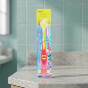 Brosse à dents manuelle Patanjali Junior Smiley à poils doux pour enfants et tout-petits - Product Image 2