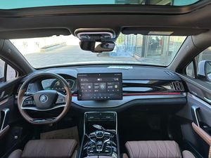 <span class=keywords><strong>รถยนต์</strong></span><span class=keywords><strong>มือ</strong></span>สอง BYD Tang-DM-i ปี 2023-2026 รถ SUV ไฮบริดแบบเสียบปลั๊ก 5 ประตู 7 ที่นั่ง <span class=keywords><strong>แบตเตอรี่</strong></span> Blade ระยะวิ่งไฟฟ้า 112-175 กม. ระยะทางรวม 1050 กม. (NEDC) - Product Image 5