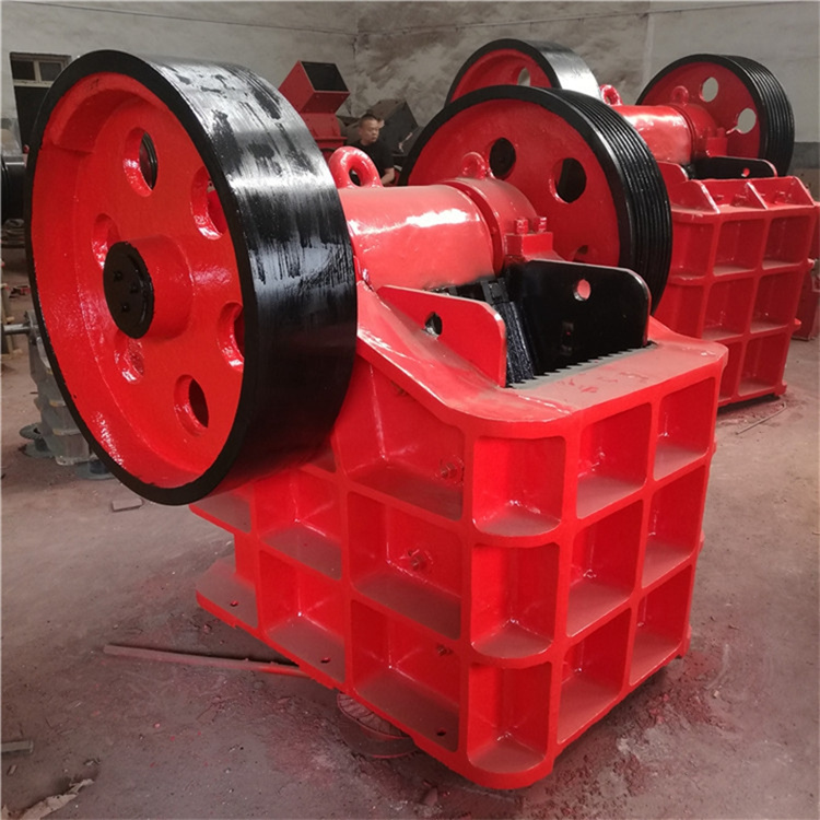 Diesel Jaw Crusher Machine with Vibrating Feeder and Conveyor Core Components Include Engine Motor Bearing Gear Gearbox