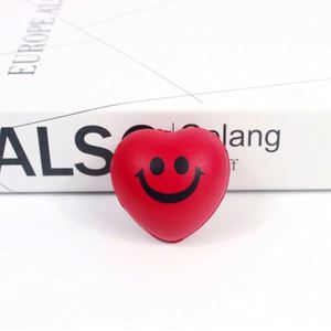 Balles Smiley : Mini-reliefs anti-stress en mousse en forme de cœur pour récompenses scolaires et promotions - Product Image 4