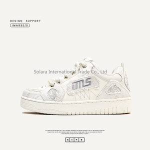 Nouvelles baskets tendance 2026, personnalisées, de haute qualité, pour hommes, en toile imperméable, à enfiler, en maille, pour la course à pied, mode - Product Image 1