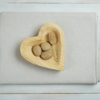 Support de bougie en bois sculpté à la main, écologique, mini en forme de cœur, finition teintée, contenants durables, personnalisables pour Noël, vente en gros