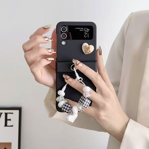 <span class=keywords><strong>Coque</strong></span> <span class=keywords><strong>de</strong></span> <span class=keywords><strong>téléphone</strong></span> antichoc rigide pliable style INS simple avec pendentif pour Samsung Galaxy Z Flip 7 Flip 6 - Product Image 4