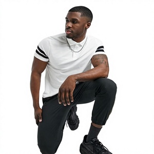 Chemise pour homme à manches courtes blanche unie décontractée en tricot extensible/polyester, lavable en machine, coupe classique - Product Image 4