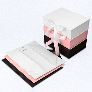 Black Pink White Folding Cardboard Magnetic Gift Box with Customizable Ribbon