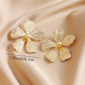 Moda elegante banquete fiesta colorido goteo versátil delicado diseño Metal oreja joyería para mujeres playa vacaciones Accesorios - Product Image 3