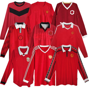 Ropa de Fútbol Retro de Diseño Personalizado, <span class=keywords><strong>Sudaderas</strong></span> Retro y Camisetas de Fútbol con Estampado Personalizado con Logotipos y Números. - Product Image 1