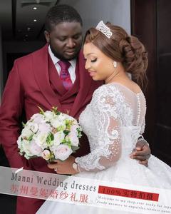 Vestido de Novia Elegante Africano 2026 para Mujer, Color Blanco Puro, con Encaje y Cola - Product Image 2