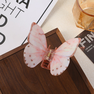 Simulation personnalisée de papillon Barrette élégante à griffes Accessoire pour cheveux en acrylique pour filles Pince à ressort - Product Image 4