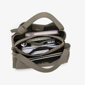 Bolso Tipo Cubo para Mujer, Súper Popular, Otoño/Invierno, Elegante, de Alta Calidad, Gran Capacidad, Bandolera, Poliéster - Product Image 3