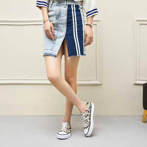 Baskets en <span class=keywords><strong>toile</strong></span> classiques pour femmes de haute qualité chaussures décontractées colorées à fleurs personnalisées pour l'été automne printemps - Product Image 5