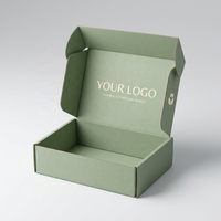 Boîte d'expédition en carton ondulé vert sauge personnalisée avec logo imprimé à l'intérieur, emballage minimaliste pour les marques de beauté et de soins naturels