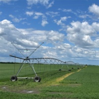 2025 Système d'irrigation à pivot central Système d'irrigation à pivot central agricole Machine d'irrigation à flèche à vendre