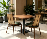 Chaise de salle à manger en rotin avec structure métallique, siège rembourré en cuir, style moderne, pour restaurant, café, bistrot, banquet