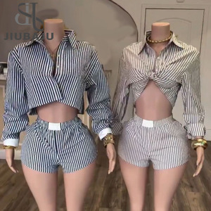 Модный женский комплект в полоску: топ с длинным рукавом и шорты, летний набор из двух предметов 2026 - Product Image 1