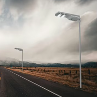 Lampadaire solaire LED en gros, doté d'une batterie longue durée à décharge profonde, capable de supporter plus de 2000 cycles de charge-décharge