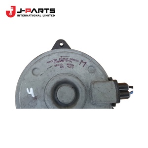 Moteur, ventilateur de refroidissement pour Toyota HIACE KCH10 Granvia 2000-2002 - Product Image 4