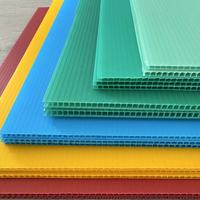 Meilleures ventes en gros : Plaques alvéolées en polypropylène (PP) 4x8, panneaux ondulés en PP, feuilles de plastique alvéolées pour palettes, corflute